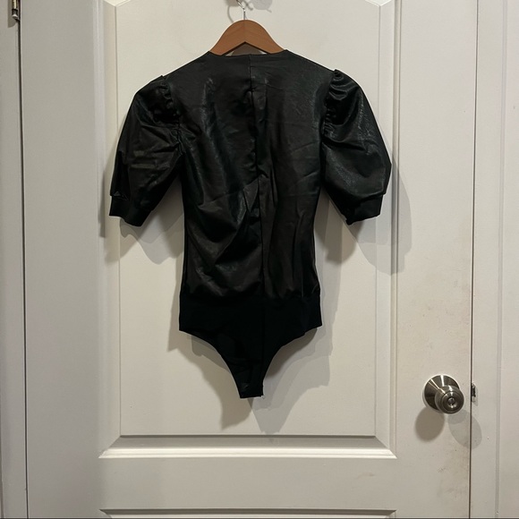 Commando Puff-Sleeve Faux Leather Bodysuit - Picture 4 of 4